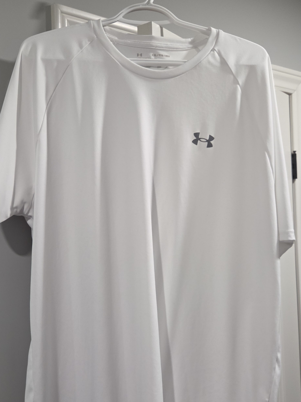 Under Armour White Men’s Short-Sleeve Performance Tee